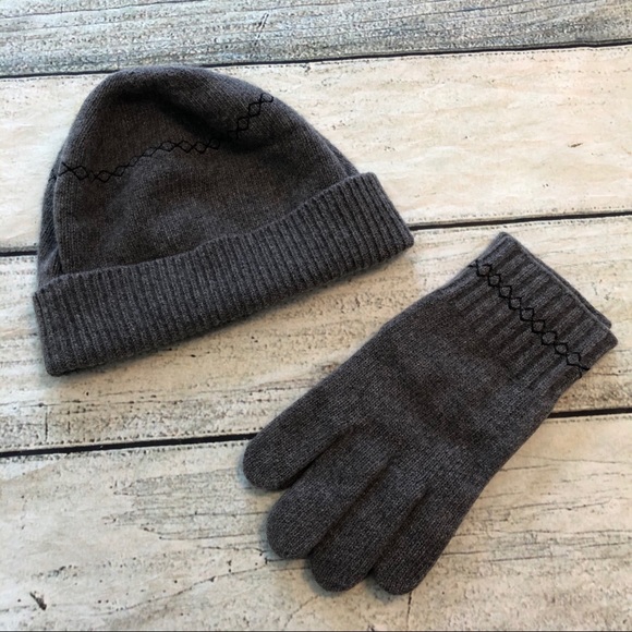 UGG Other - New Ugg men’s cashmere beanie glove set